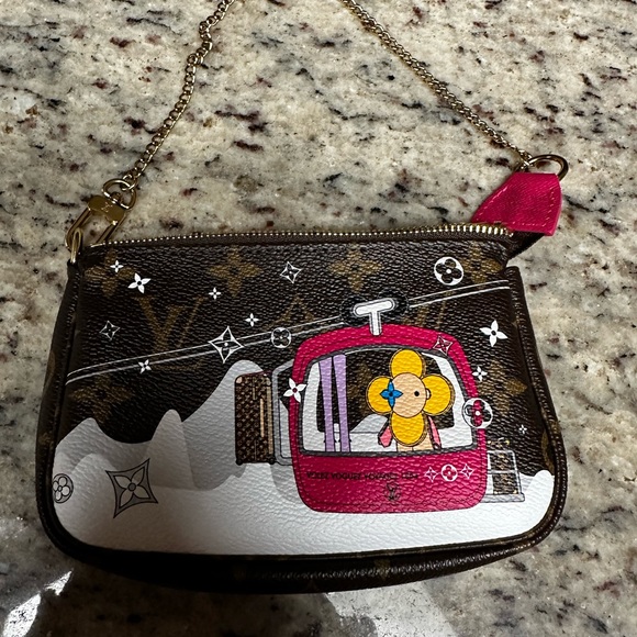 Louis Vuitton limited edition mini pochette - Picture 3 of 10